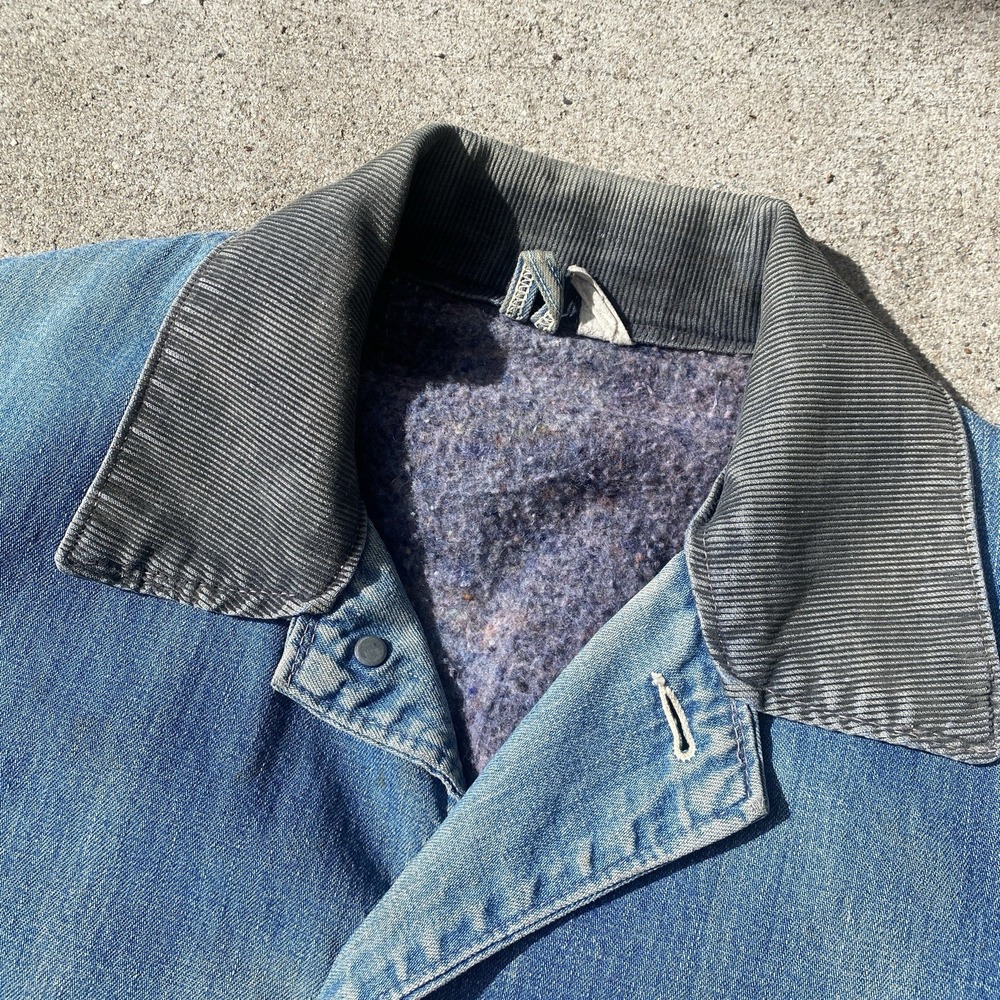 Vintage Carhartt Denim Barn Jacket Coat 70s Faded DIstressed Sz 44 Large - Picture 4 of 11